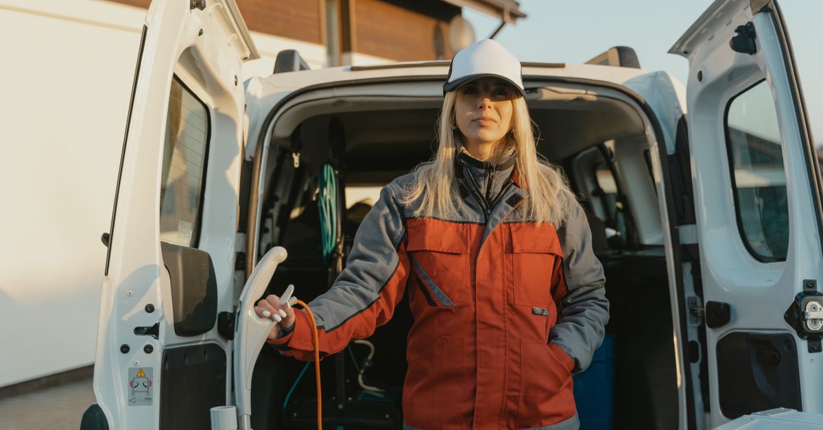 How Our Lockout Truck Dispatch Works — From Your Call to Your Open Door — Ardsley Locksmith